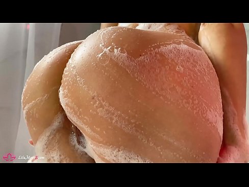 ❤️ Brunette Akuseweretsa maliseche ndi Vibrator mpaka Intense Orgasm mu Shower Zolaula fb pa ife ❌️